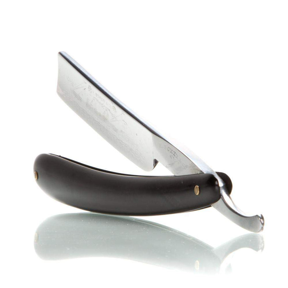 Click or scroll to zoom