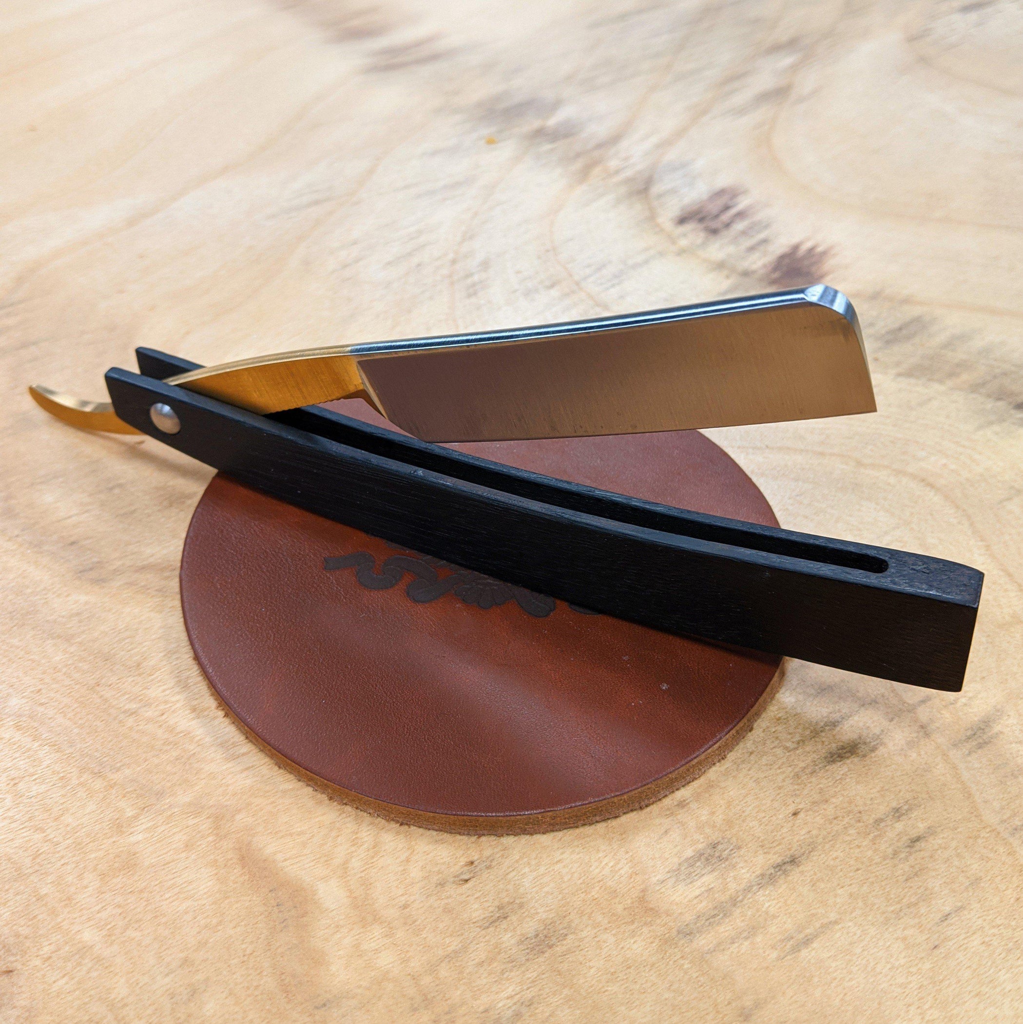 Hart Hook Razorblade Click or scroll to zoom