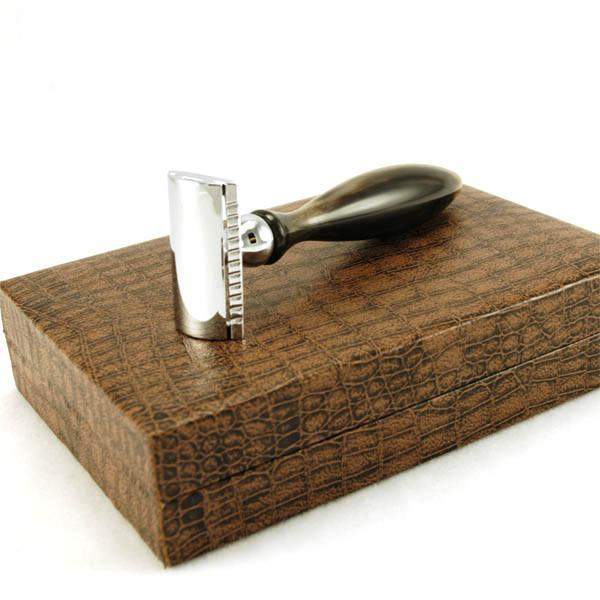 Parker 12R Chrome and Buffalo Horn Safety Razor-