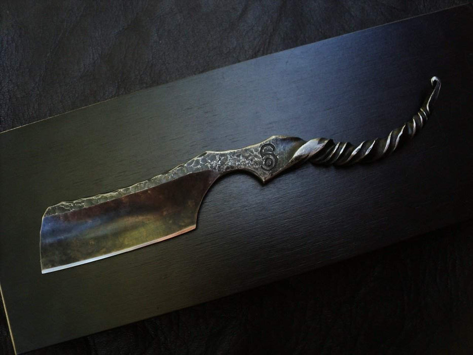 SOLD-Dylan Farnham #55,"Twist Forged" 8/8 Kamisori Straight Razor, with custom storage box-